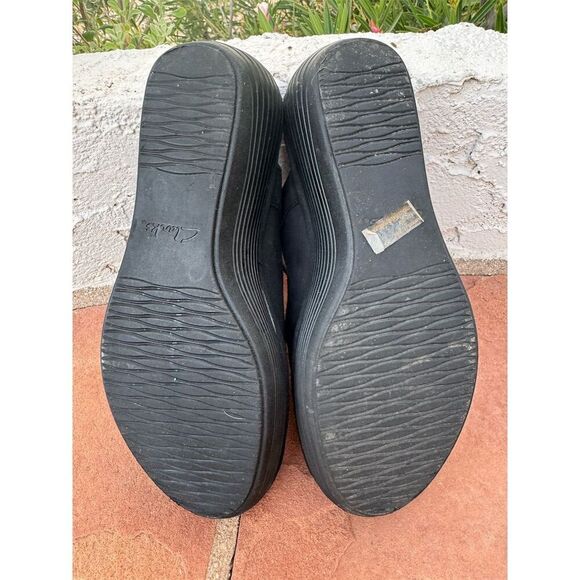 Clarks Women's Wedge Sandals Black Size 9.5 Adjustable Strap Casual - Picture 5 of 10